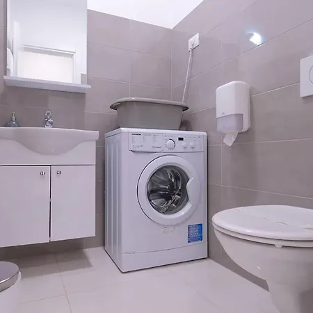 Lovely In With Private Swimming Pool, Be Inside Or Outside Rebici