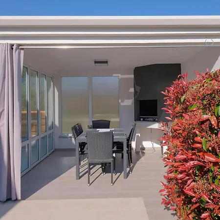 Holiday home Lovely In With Private Swimming Pool, Be Inside Or Outside Rebici